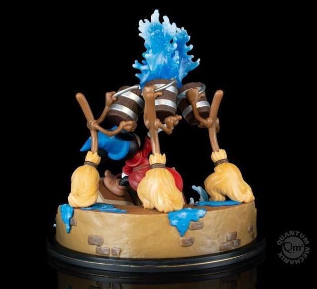Fantasia Q-Fig Max Elite Sorcerer Mickey Diorama Gallery Image 8
