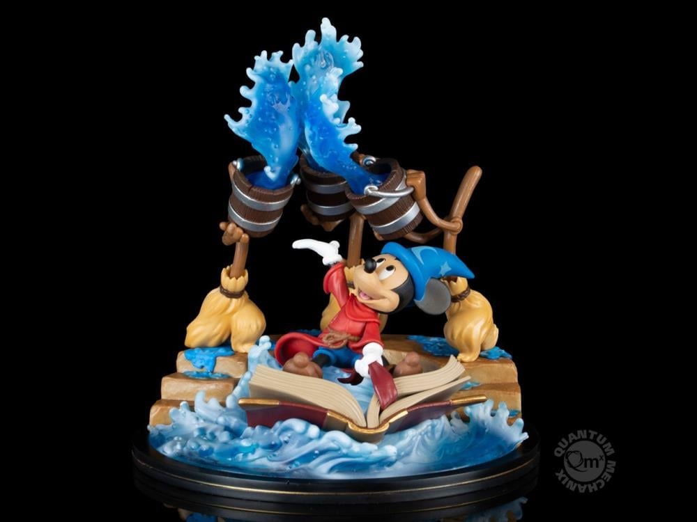 Fantasia Q-Fig Max Elite Sorcerer Mickey Diorama Gallery Image 3