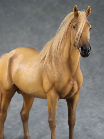 Thoroughbreds 1/6 Scale Horse (Light Chestnut) Gallery Image 2
