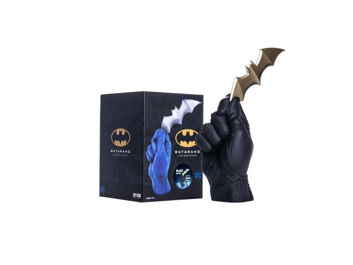 DC Comics Batman Hand with Batarang (Black Costume Ver.) Artist Edition Japan Exclusive Statue Gallery Image 1