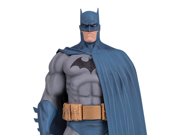 Batman Black and White Batman Limited Edition Japan Exclusive Statue (Jim Lee Full Color Ver.) Gallery Image 1