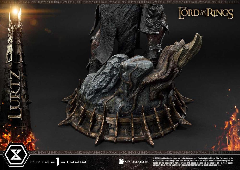 The Lord of the Rings Premium Masterline Lurtz 1/4 Scale Limited Edition Statue Gallery Image 40