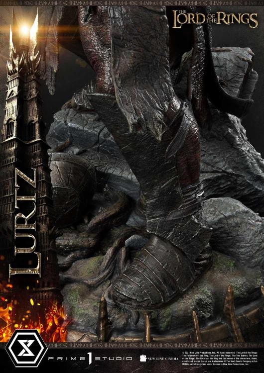 The Lord of the Rings Premium Masterline Lurtz 1/4 Scale Limited Edition Statue Gallery Image 25