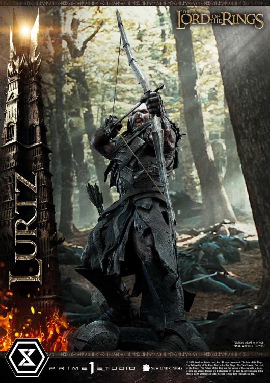 The Lord of the Rings Premium Masterline Lurtz 1/4 Scale Limited Edition Statue Gallery Image 20