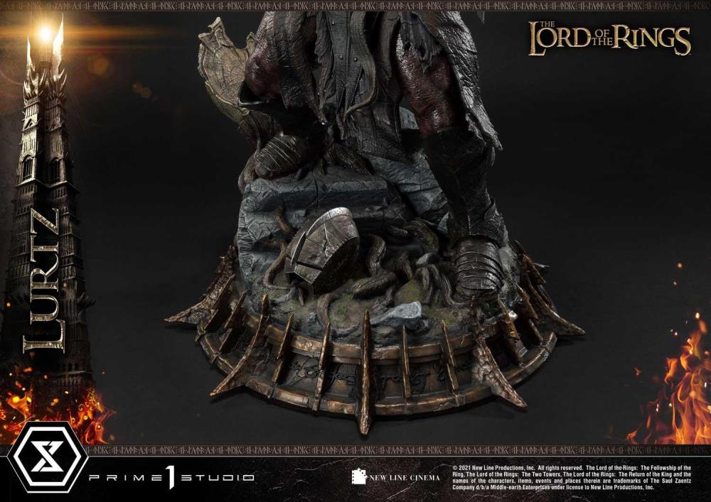 The Lord of the Rings Premium Masterline Lurtz 1/4 Scale Limited Edition Statue Gallery Image 31