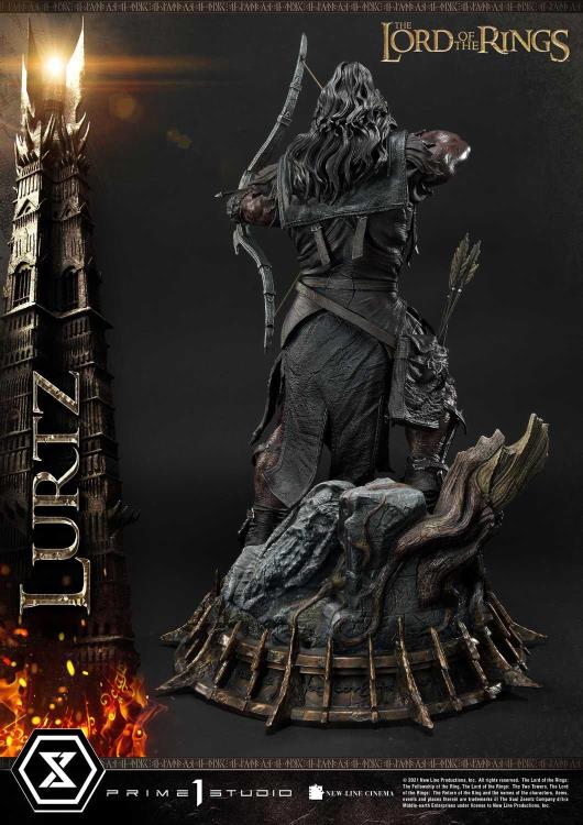The Lord of the Rings Premium Masterline Lurtz 1/4 Scale Limited Edition Statue Gallery Image 8