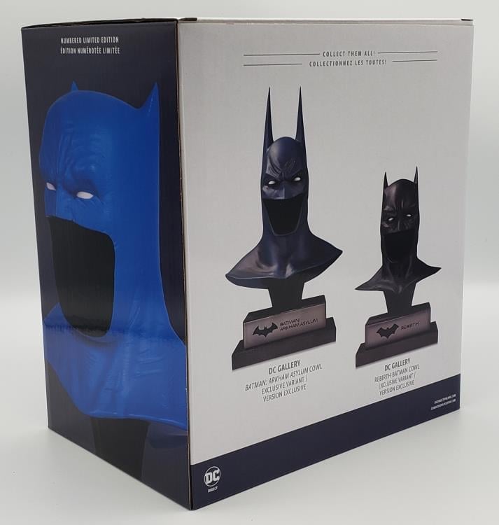 The Dark Knight Returns DC Gallery Batman Cowl (Electric Blue Ver.) 1/2 Scale Limited Edition Japan Exclusive Replica Gallery Image 11