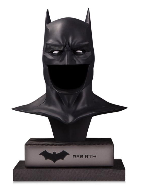 DC Rebirth DC Gallery Batman Cowl (Black Ver.) 1/2 Scale Limited Edition Japan Exclusive Replica Gallery Image 3