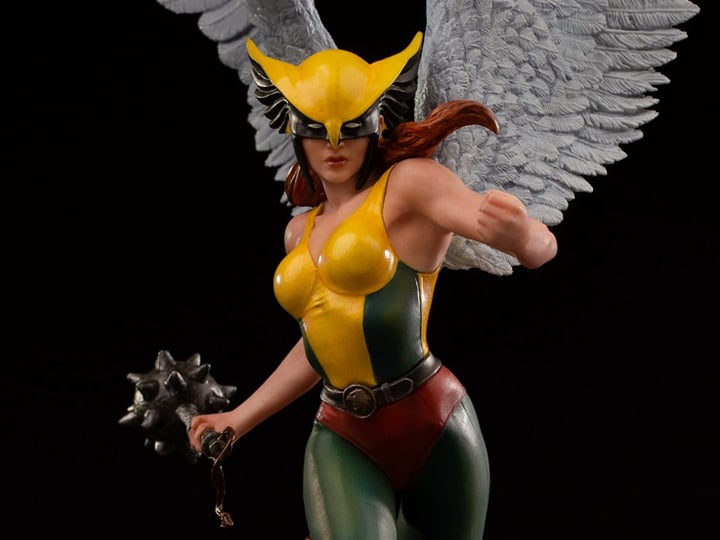 DC Comics Hawkgirl 1/10 Deluxe Art Scale Limited Edition Statue Gallery Image 1