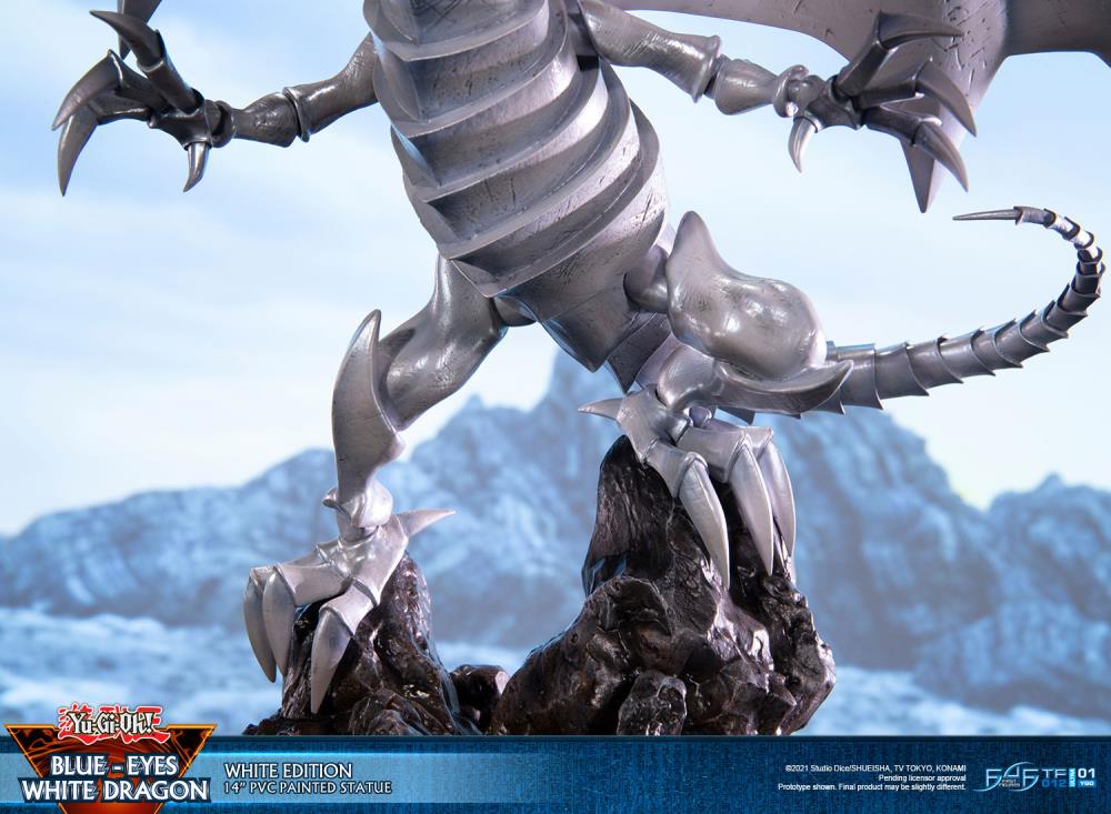 Yu-Gi-Oh! Blue-Eyes White Dragon (White Variant) Statue Gallery Image 19
