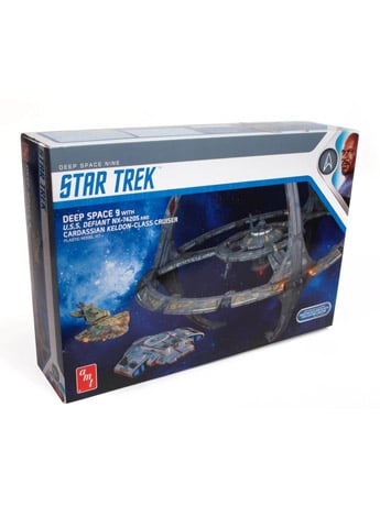 Star Trek Deep Space Nine 1/3300 Scale Model Kit Gallery Image 2