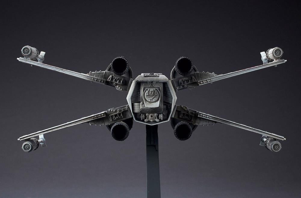 Star Wars: The Rise of Skywalker X-Wing Starfighter Red 5 1/72 Scale Model Kit Gallery Image 6