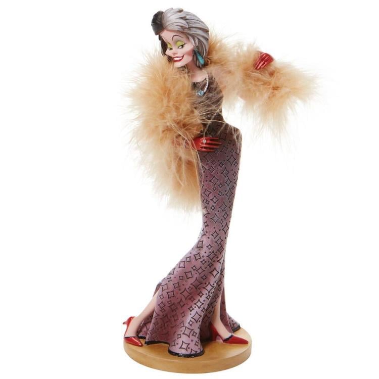 101 Dalmations Disney Showcase Couture de Force Cruella de Vil Figurine Gallery Image 3
