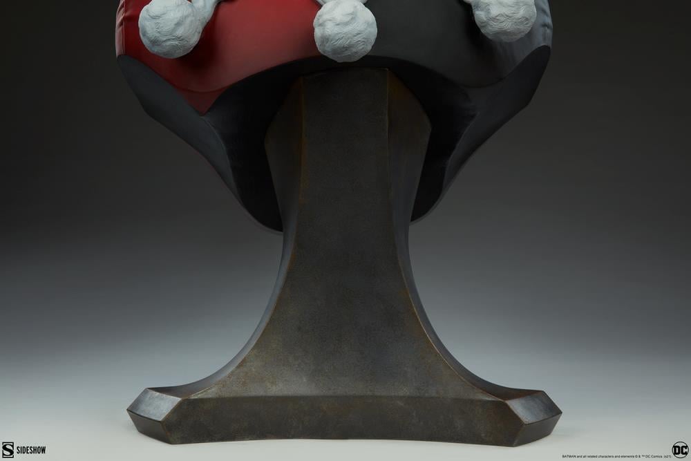 DC Comics Harley Quinn Life-Size Bust Gallery Image 14