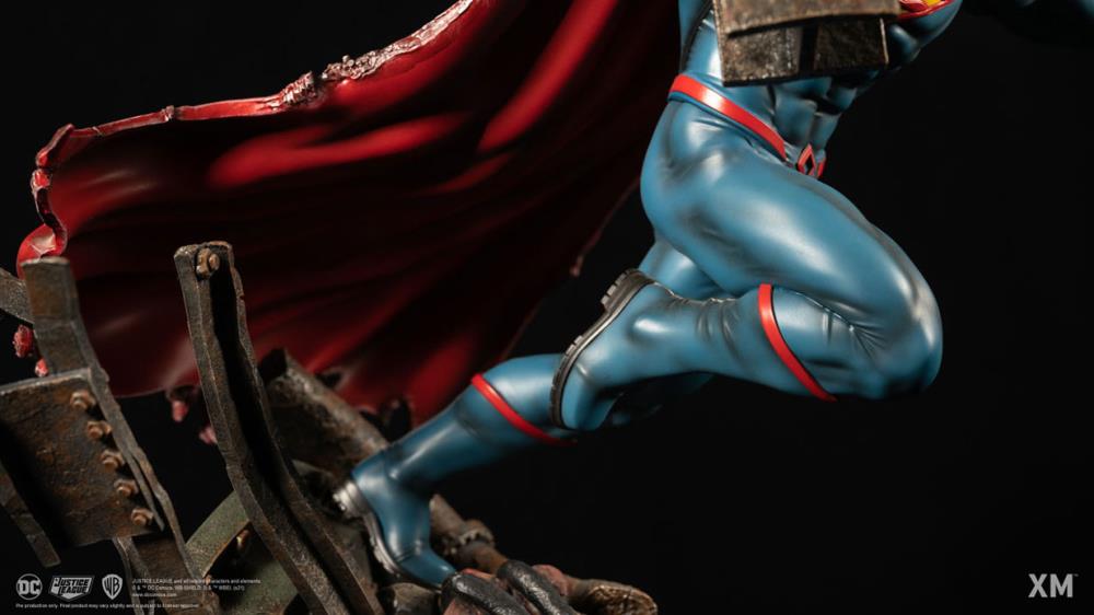 DC Rebirth Premium Collectibles Bizarro Limited Edition Statue Gallery Image 11