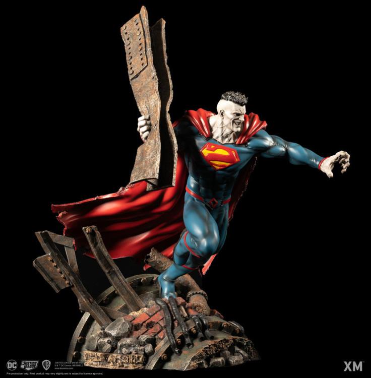 DC Rebirth Premium Collectibles Bizarro Limited Edition Statue Gallery Image 3