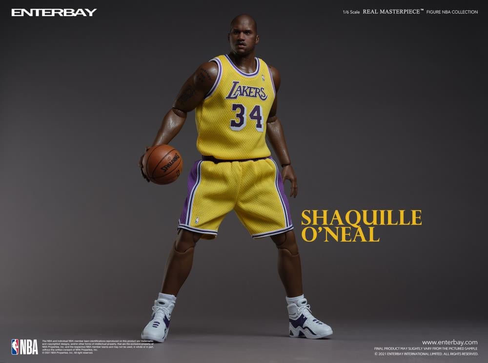 NBA Real Masterpiece Shaquille O'Neal (Lakers Home) 1/6 Scale Figure Gallery Image 7