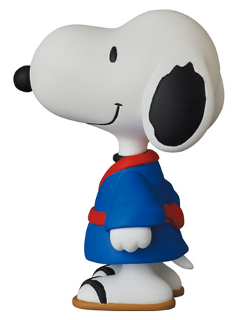 Peanuts Ultra Detail Figure No.622 Snoopy (Yukata) Gallery Image 2