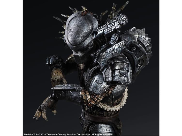 Predator Play Arts Kai Figure - 11" Predator (Movie Version) Gallery Image 2