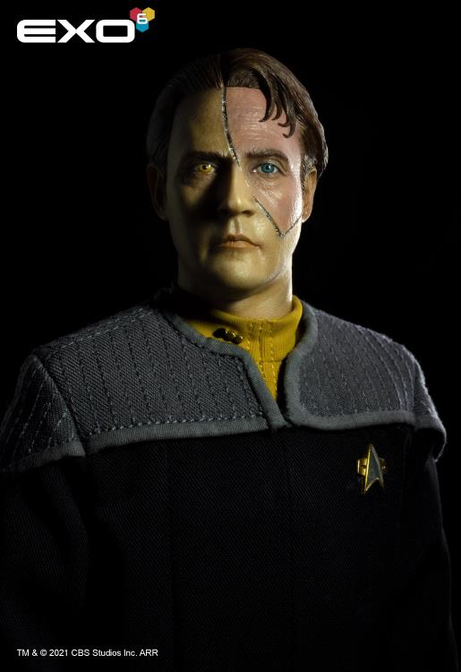 Star Trek: First Contact Lieutenant Commander Data 1/6 Scale Figure Gallery Image 12