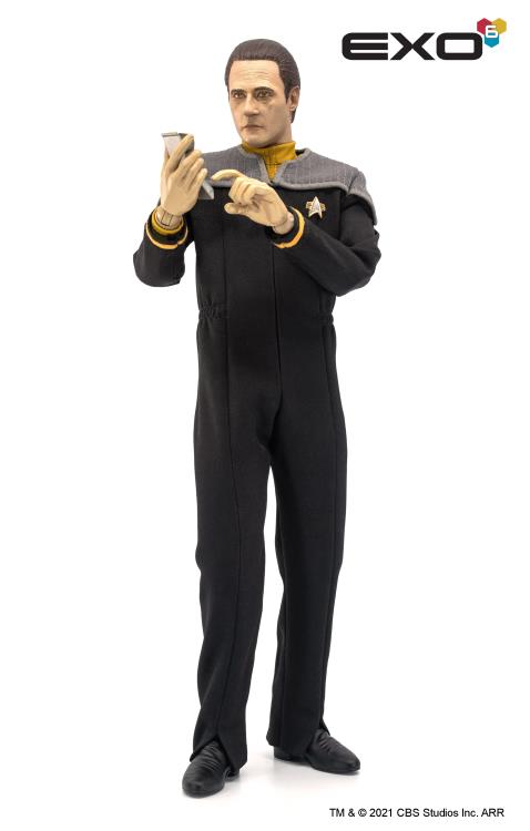 Star Trek: First Contact Lieutenant Commander Data 1/6 Scale Figure Gallery Image 4