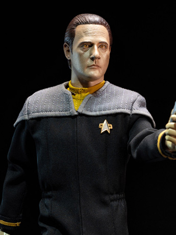 Star Trek: First Contact Lieutenant Commander Data 1/6 Scale Figure Gallery Image 2