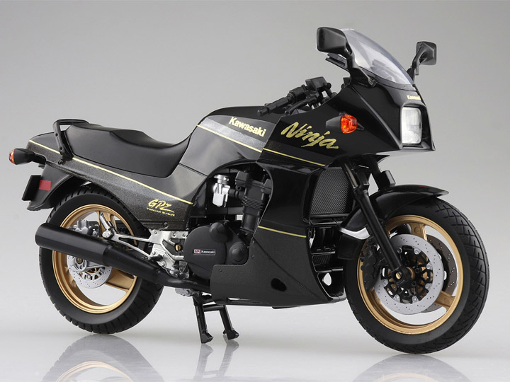 C2R8-0129 カワサキ GPZ900R Ninja 燃料タンク フューエルタンク 純正