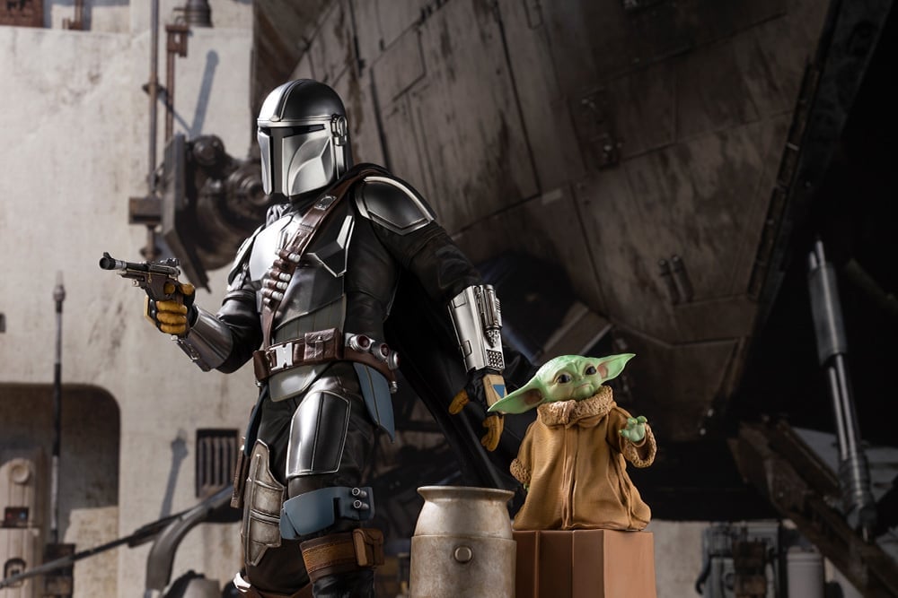 The Mandalorian ArtFX Mandalorian & The Child Statue Gallery Image 26