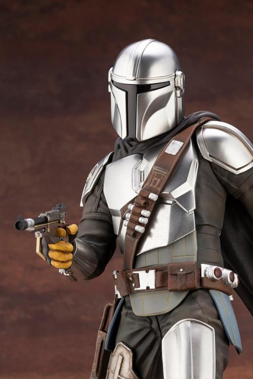 The Mandalorian ArtFX Mandalorian & The Child Statue Gallery Image 12