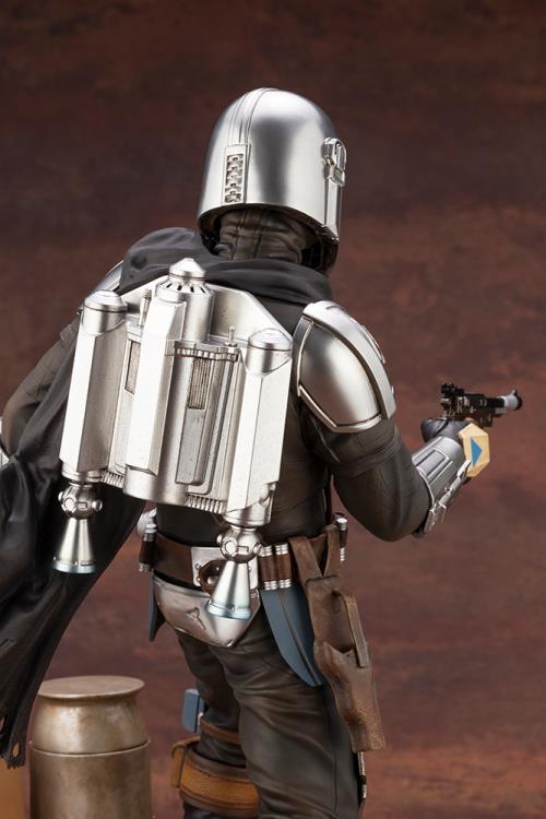 The Mandalorian ArtFX Mandalorian & The Child Statue Gallery Image 15