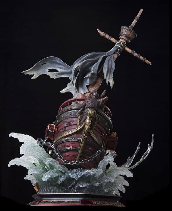 One Piece Dracule Mihawk and Perona 1/6 Scale Statue Set Gallery Image 9