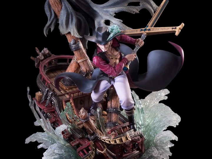 One Piece Dracule Mihawk and Perona 1/6 Scale Statue Set Gallery Image 1