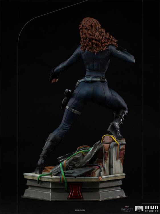 Avengers: Infinity Saga Legacy Replica Black Widow 1/4 Scale Limited Edition Statue Gallery Image 5