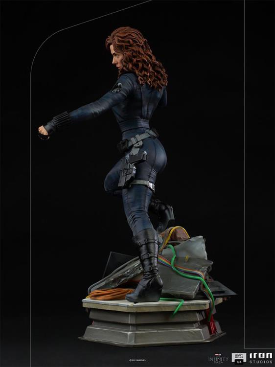 Avengers: Infinity Saga Legacy Replica Black Widow 1/4 Scale Limited Edition Statue Gallery Image 6