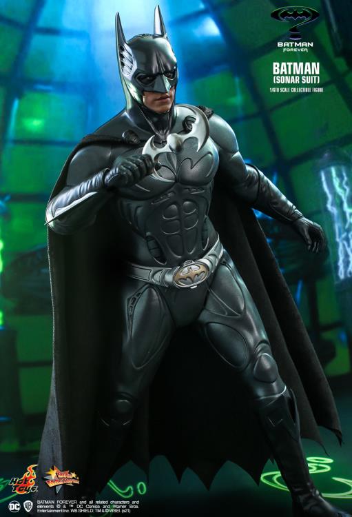 Batman Forever MMS593 Batman (Sonar Suit) 1/6 Scale Collectible Figure Gallery Image 9