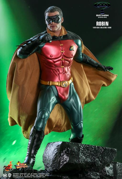 Batman Forever MMS594 Robin 1/6 Scale Collectible Figure Gallery Image 3