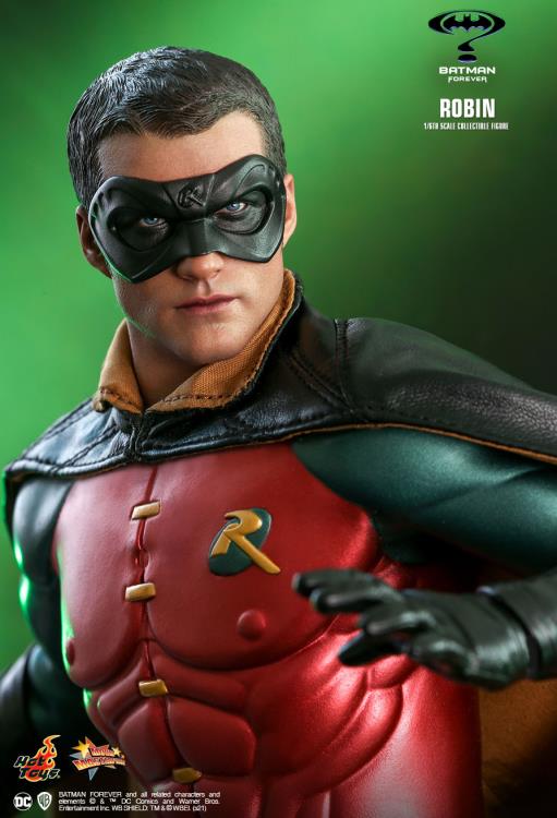 Batman Forever MMS594 Robin 1/6 Scale Collectible Figure Gallery Image 10