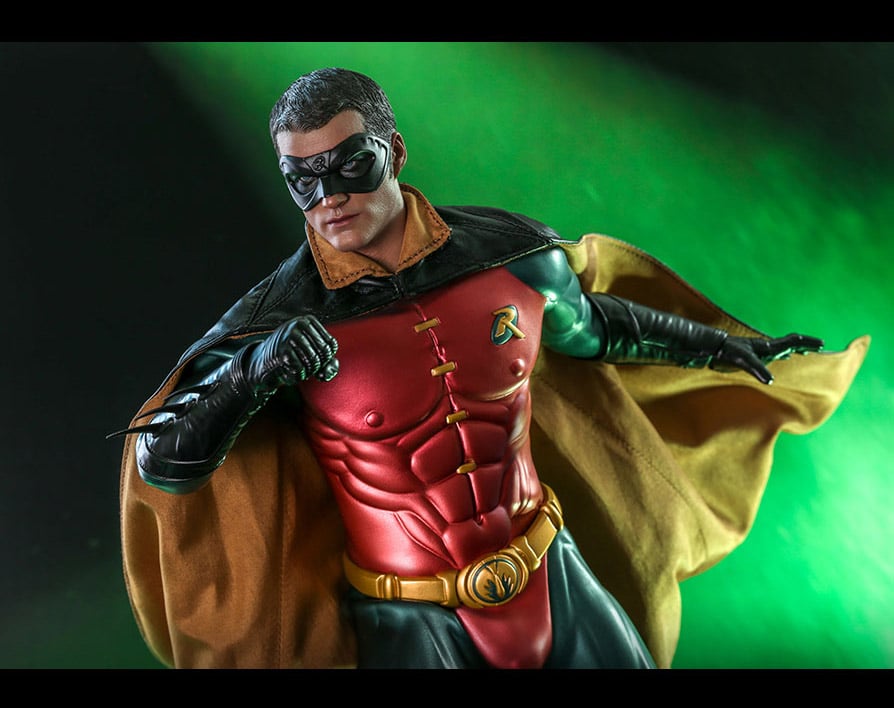Batman Forever MMS594 Robin 1/6 Scale Collectible Figure Gallery Image 11