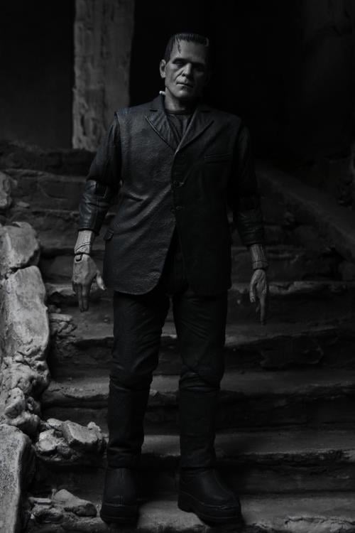 Universal Monsters Ultimate Frankenstein's Monster (Black & White) Figure Gallery Image 3