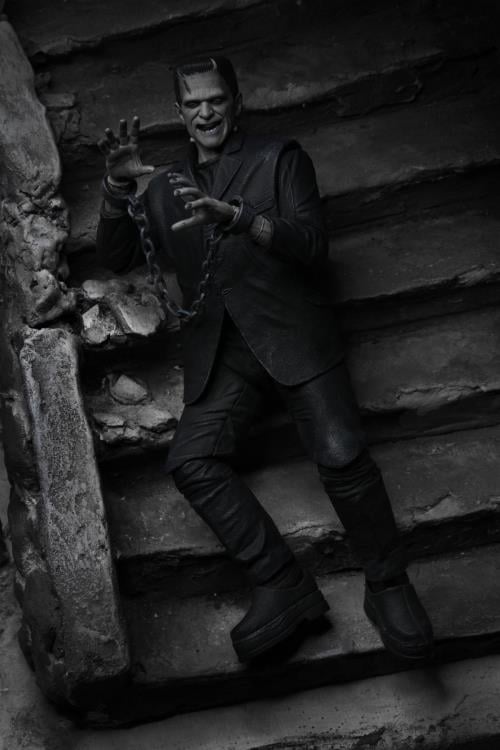 Universal Monsters Ultimate Frankenstein's Monster (Black & White) Figure Gallery Image 7