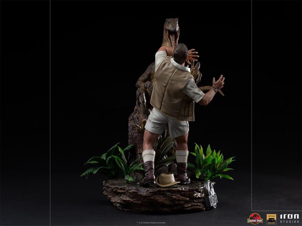 Jurassic Park Clever Girl 1/10 Deluxe Art Scale Limited Edition Statue Gallery Image 8