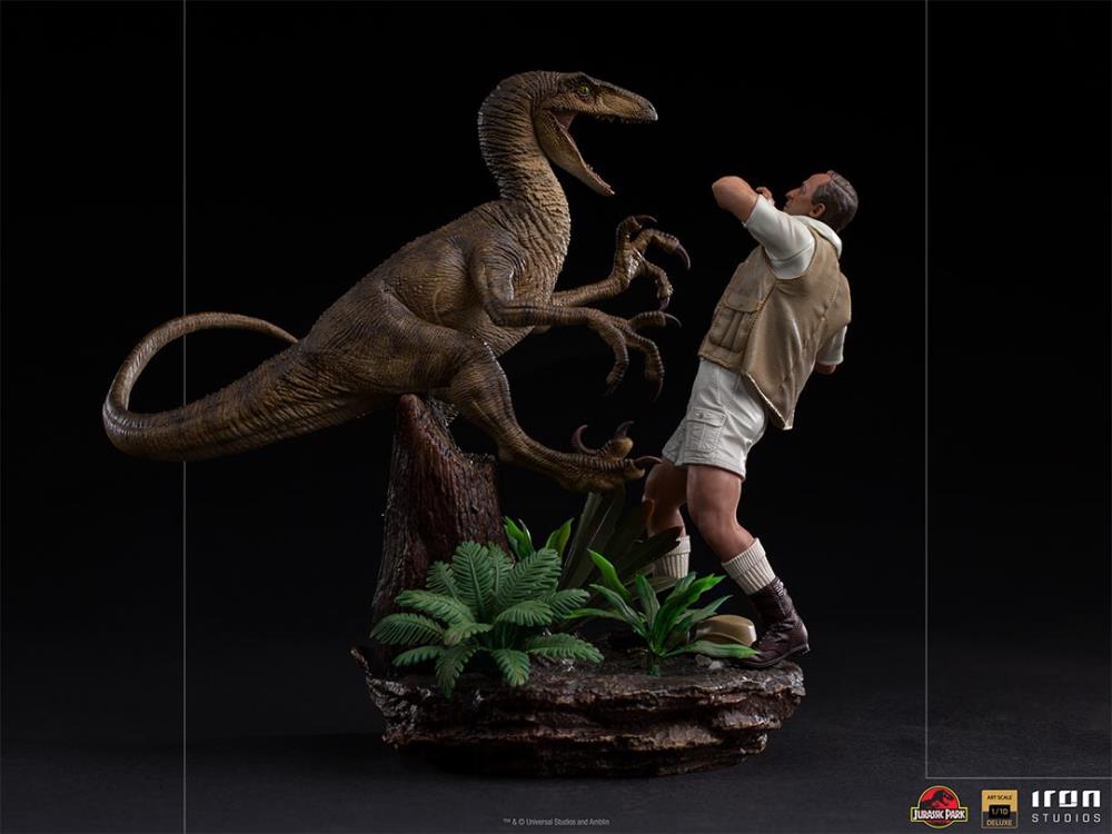 Jurassic Park Clever Girl 1/10 Deluxe Art Scale Limited Edition Statue Gallery Image 7