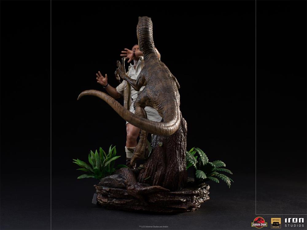 Jurassic Park Clever Girl 1/10 Deluxe Art Scale Limited Edition Statue Gallery Image 6