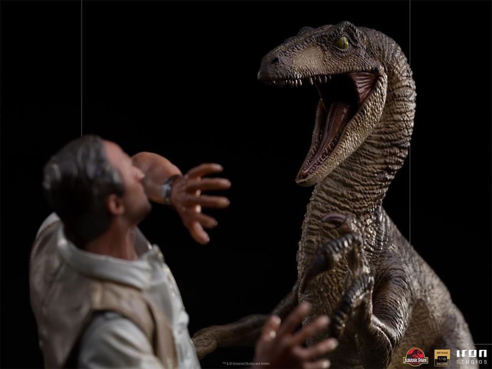 Jurassic Park Clever Girl 1/10 Deluxe Art Scale Limited Edition Statue Gallery Image 9