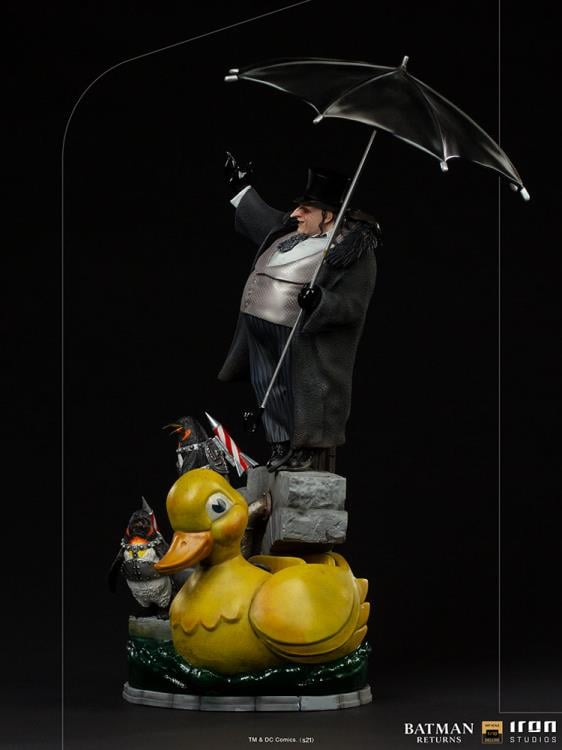 Batman Returns Penguin 1/10 Deluxe Art Scale Limited Edition Statue Gallery Image 5