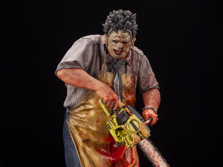 The Texas Chainsaw Massacre ArtFX Leatherface (Slaughterhouse Ver.) Limited Edition PX Previews Exclusive Gallery Image 1