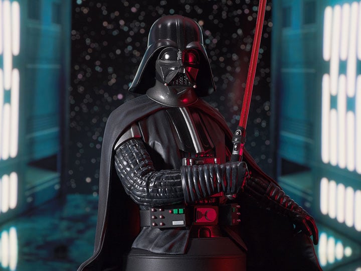 Star Wars: A New Hope Darth Vader 1/6 Scale Limited Edition Bust Gallery Image 1