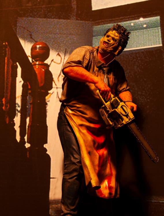 The Texas Chainsaw Massacre ArtFX Leatherface Statue Gallery Image 23