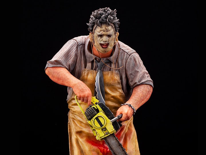 The Texas Chainsaw Massacre ArtFX Leatherface Statue Gallery Image 1