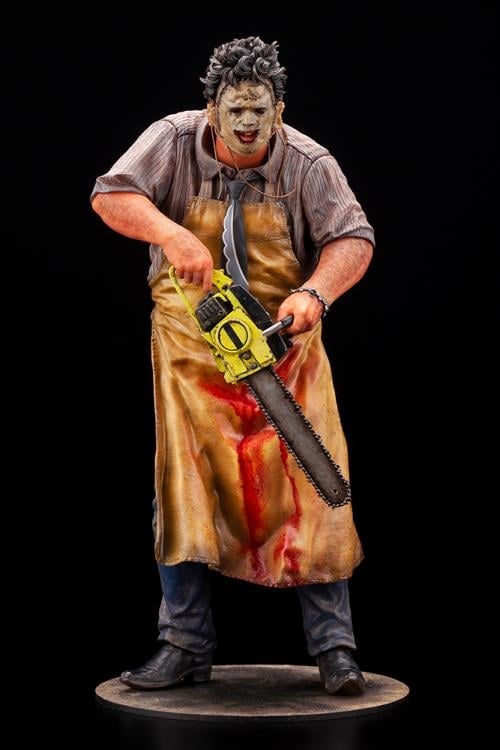 The Texas Chainsaw Massacre ArtFX Leatherface Statue Gallery Image 3